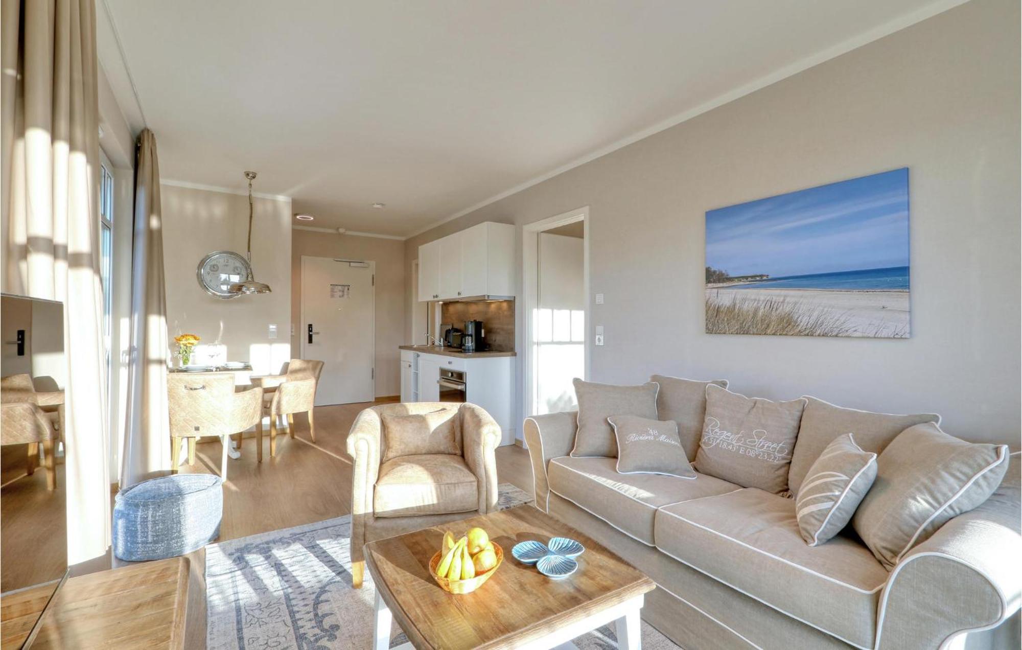 Nice apartment in Ostseebad Boltenhagen with 1 Bedrooms, Sauna&WiFi Buitenkant foto