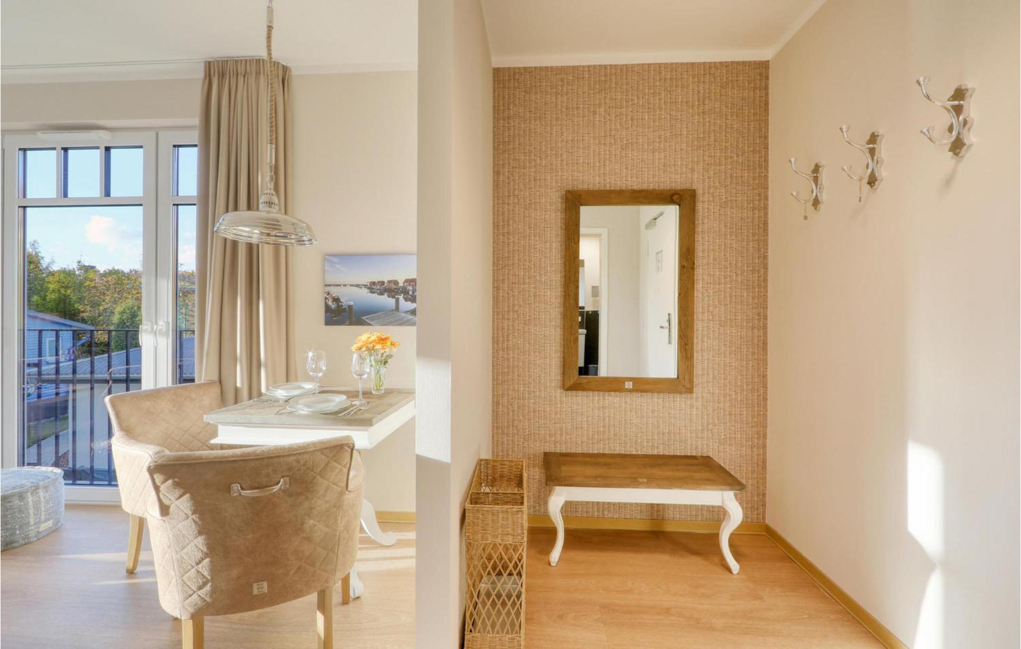 Nice apartment in Ostseebad Boltenhagen with 1 Bedrooms, Sauna&WiFi Buitenkant foto
